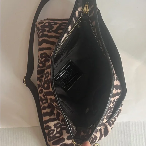 Coach Leopard Print Shoulder crossbody Bag in Black and Tan - Picture 6 of 10